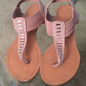 Madden Girl Thong Sandals..Trixie..Neutral..Cream